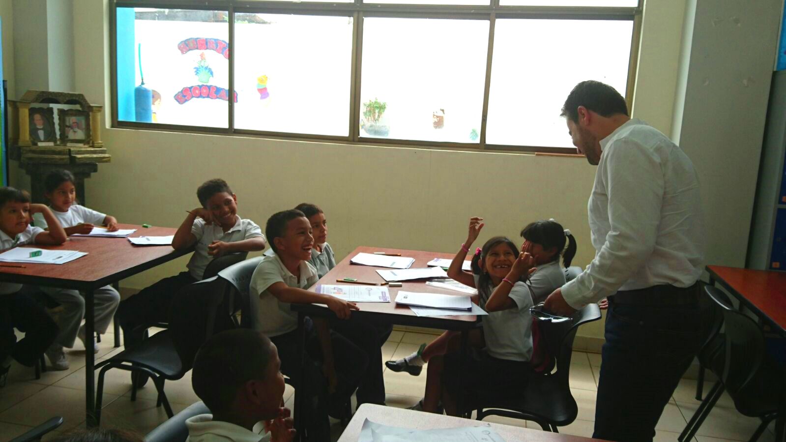 50f98a13-502c-475f-b523-9f8413b7a33d-1