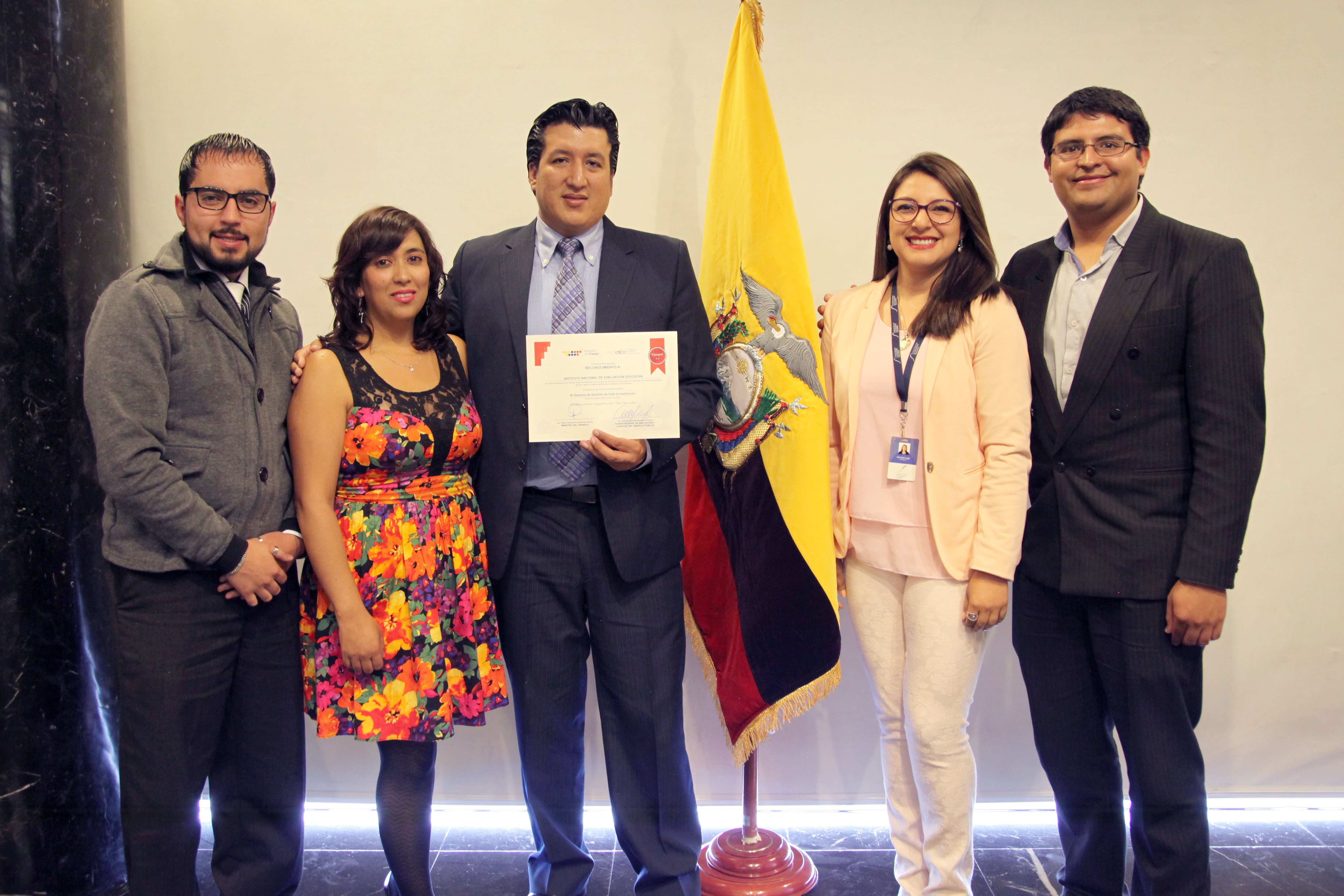 dics_inevalequiporeconocimiento_20171106