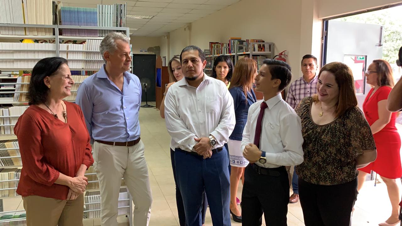 Edwin Palma, director del Ineval acompañado del Secretario de Educación Superior y la Ministra de Educación